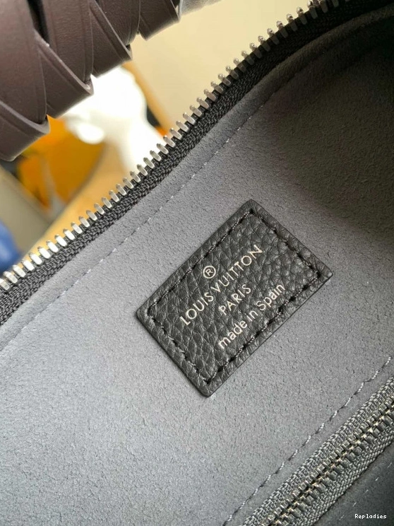 Cheap BEAUBOURG VUITTON LOUIS HOBO MM 0810